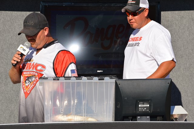 A1179FBD-C5AF-4CEF-ADFB-0F52B41ABD78