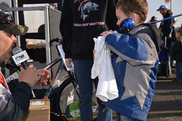 A139E605-5AAB-49C7-BA20-6C9E7B5C443D