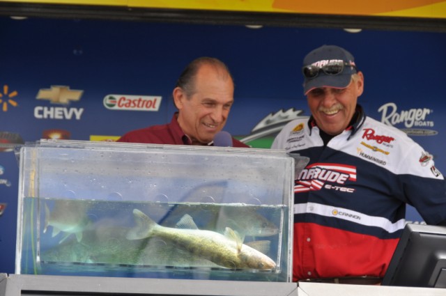 A13E2C7F-6C92-462F-83C4-0CF14A613AEE