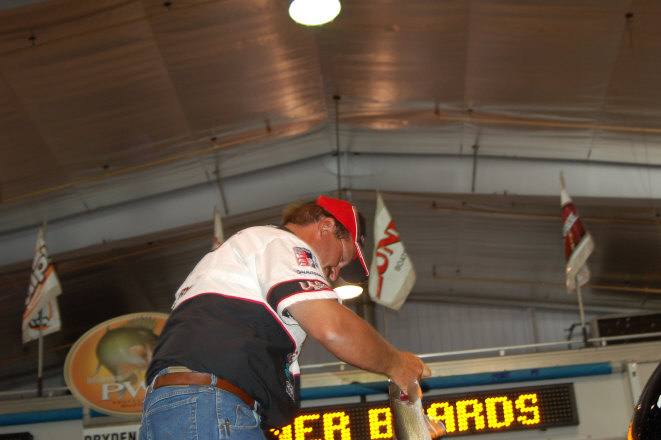 A14E55FB-B5AB-47A9-B85E-B5A7D61886D7