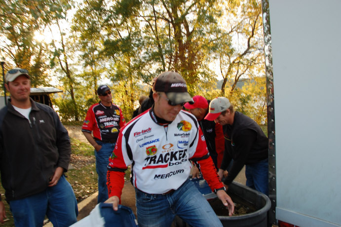 A1568139-E8EC-4D7A-AA14-8FED7B416819