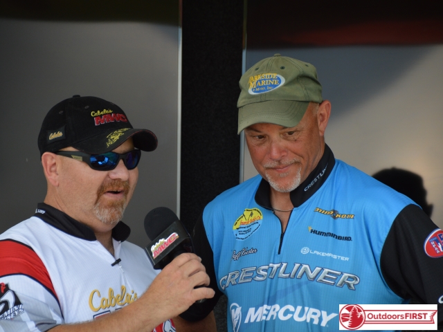 A16C3F00-FFE4-4472-A939-7D1D3B676253