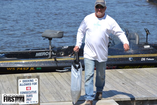 A1F1FD43-2EAD-42B5-AF68-64D381843419