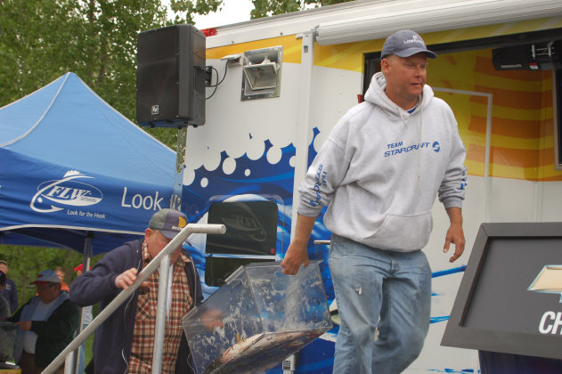 A2880B03-5596-4E7F-83FE-79797BAFC2CB