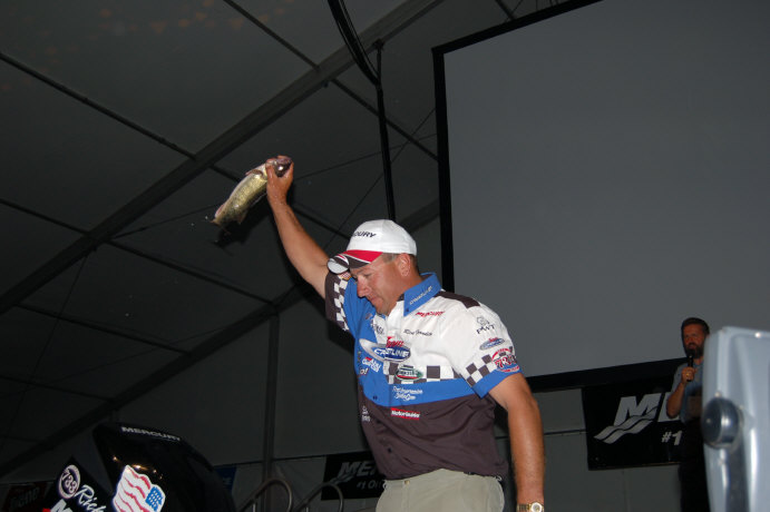 A2978DB3-94FB-408D-8B6D-D4A7F2D38C67