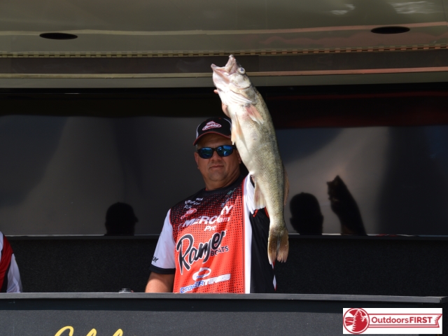 A2C1617F-4F23-4AF8-9739-12B0D1B63571