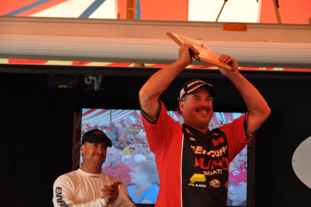 A2F49CB3-B5D1-4FE6-81D8-EE8FC9F66B21