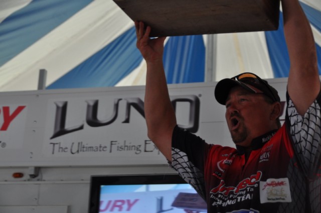 A308BF3E-1D85-468B-A7DD-DF03D62FA01C