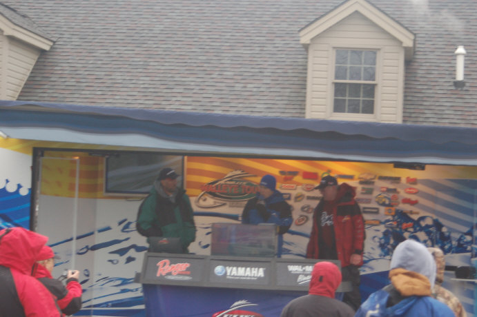 A31236FF-A70D-40C1-AE0F-3B70D2373597