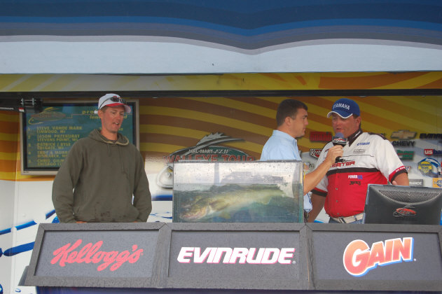 A38EC1FE-1A62-424F-B08E-F023F3882204