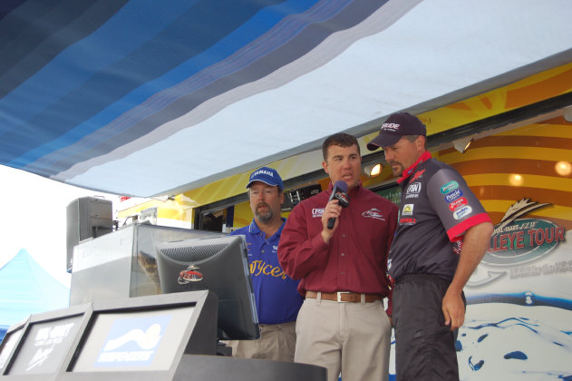 A3BC032C-B1AB-4803-A6B1-E1DE2D26E463