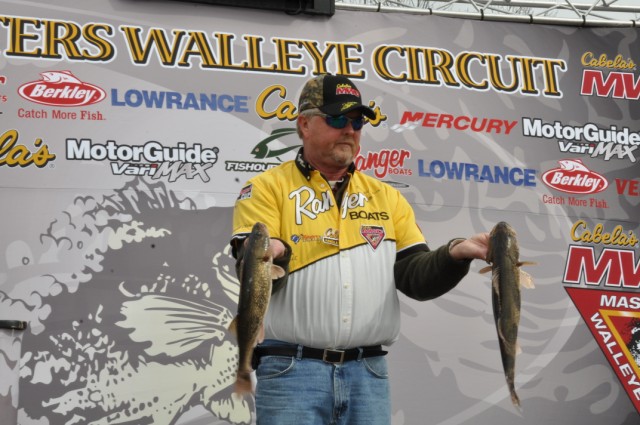 A3BD4DEE-10B3-4E35-8B42-DE145881A40E