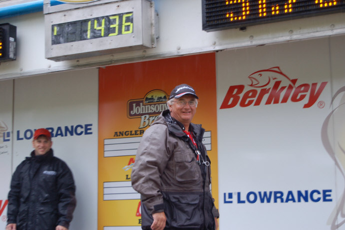 A3C676C7-44E4-477C-866F-21278D0B2E6A