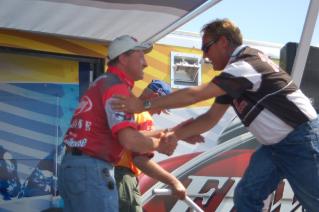 A3D1406C-B1F1-4FBE-A56F-23A660A172E0