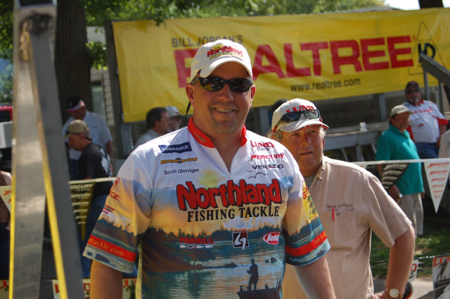 A42D354F-9B24-466C-894A-F82E1B4DA091