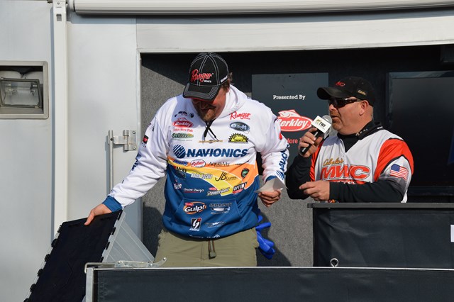 A43A0587-56AC-4753-9AB0-0427DC5C2544