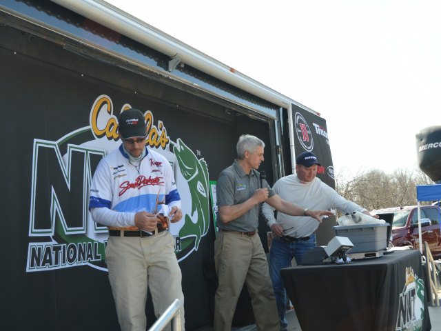 A49C807E-9559-4481-AE49-D6804480E769