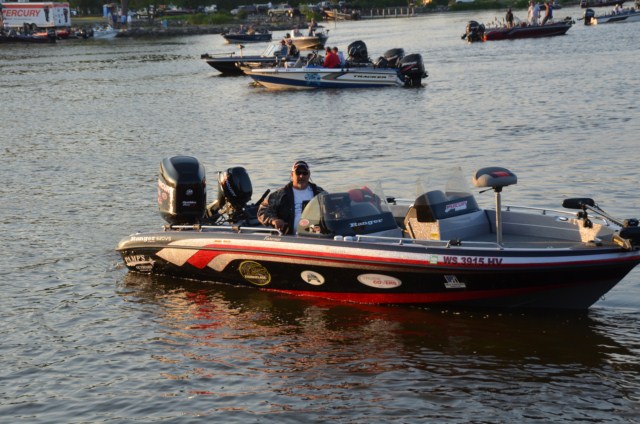 A546A103-7B91-4B6C-9E69-B383E21E321C