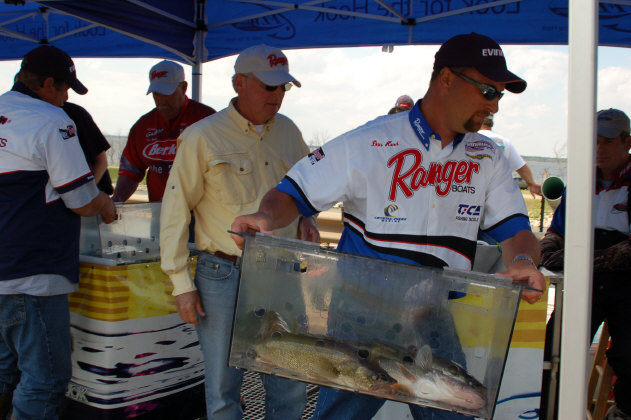 A5ABEE30-C29D-4A1E-A567-6EAD290F247C