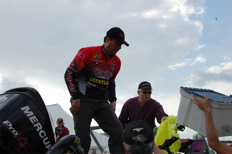 A5BE17AE-6B77-434B-A73E-8BF449734C62