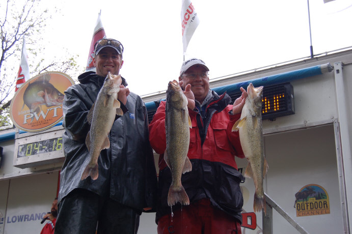 A5D28C24-6DC7-46A7-BC79-AD5B57A2327F