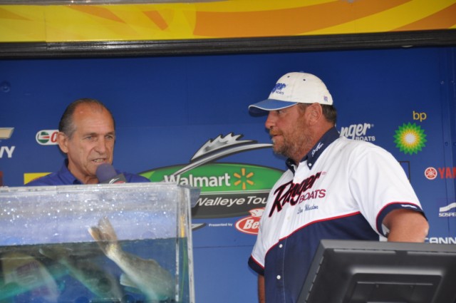 A5FA9CDC-71A9-413F-A622-A14B71993EE8