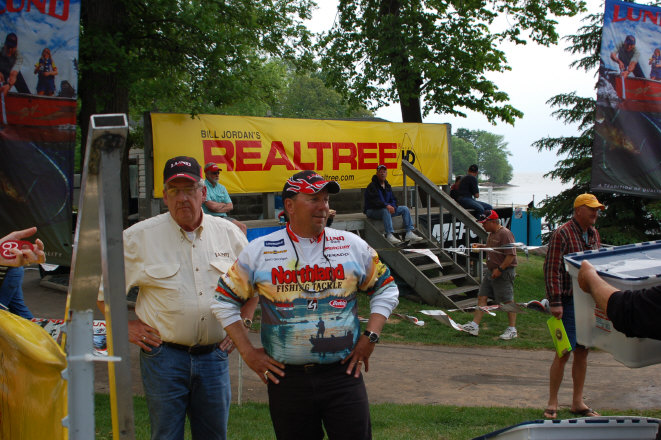 A610DEDF-F478-4EE1-8D23-ED8A2018DBA1