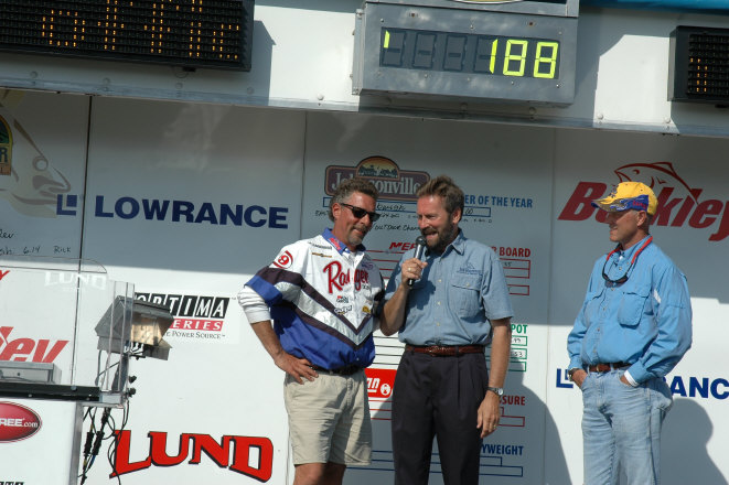 A65C297F-976D-43EA-8FC2-477466FC5C5E