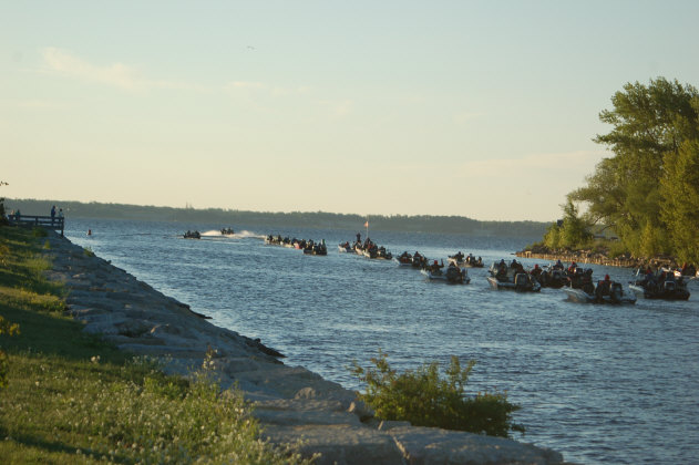 A66BDFB3-5469-4E6D-9AD8-3BED933E1112