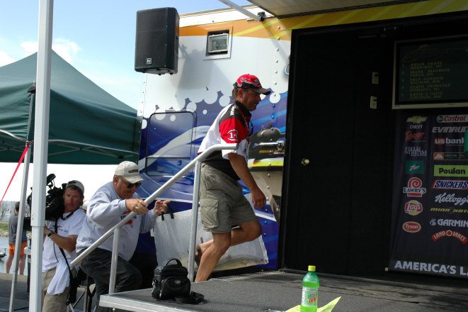 A6A2E806-C81A-492B-9A62-42AFD31979B1