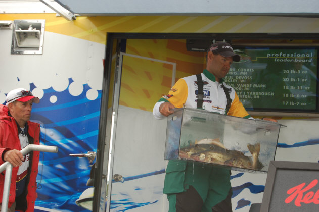 A6A7BAEA-FE9E-4AC8-8E6B-A7AFB74FFDCD