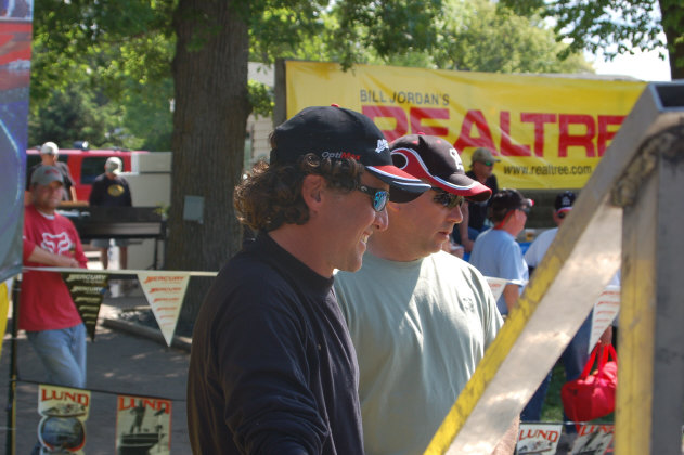 A6C2D936-0ED5-4309-8CEA-DCFA3FD32618