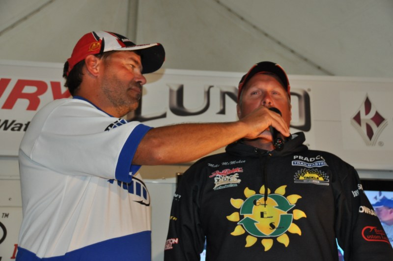 A6DFD1A7-D04B-4FB4-A9E9-09F0BDFF123E