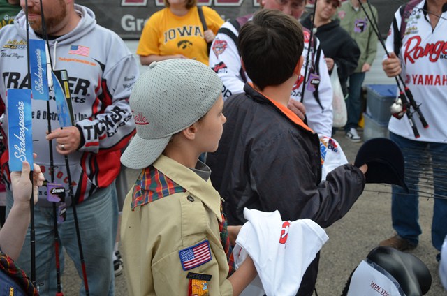 A7090F69-16C7-4EBC-BE33-ED4709142327