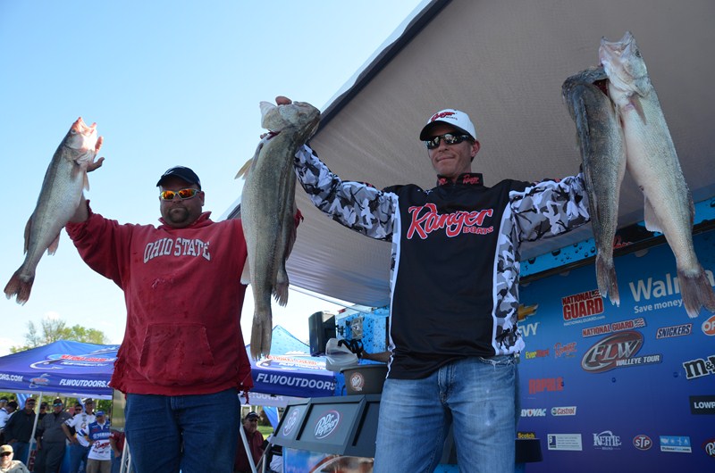 B96473D9-07D8-48A5-926A-22FB981FB1D6