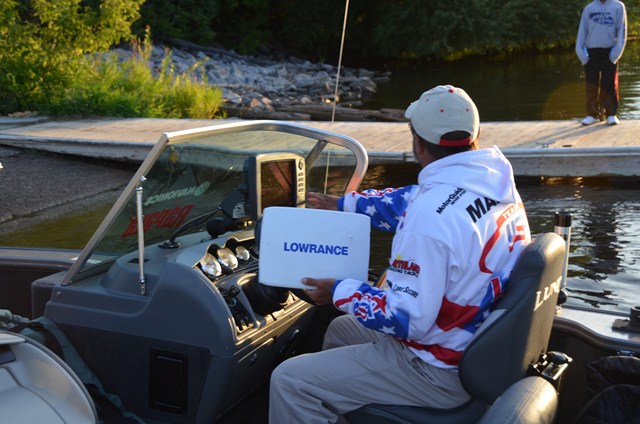 A752CB6A-F8F9-423A-95AF-1C16E5368CEF