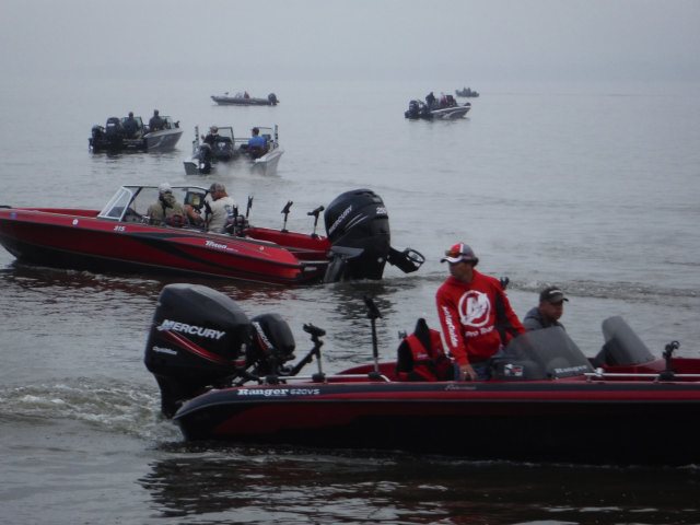 A78BD36E-121B-45B4-BB62-E51AAA6B4083