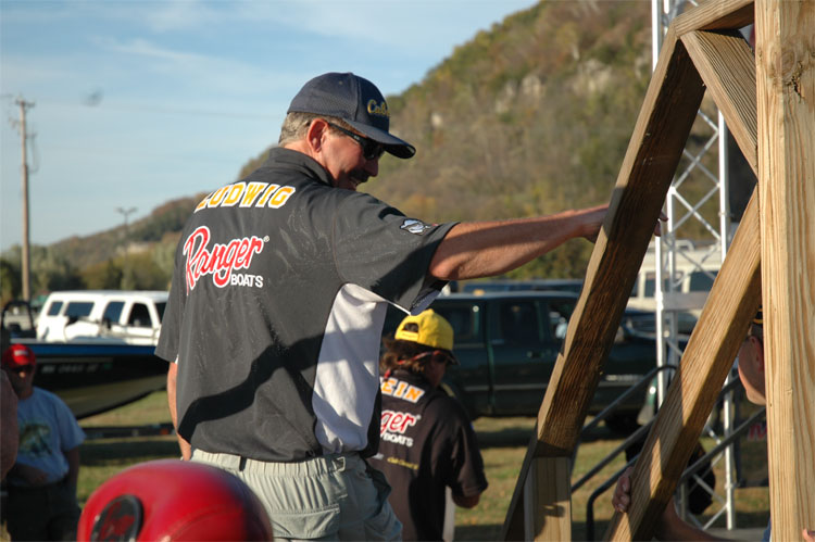 A79E1DBF-2883-4C39-BBB9-805C909E288A