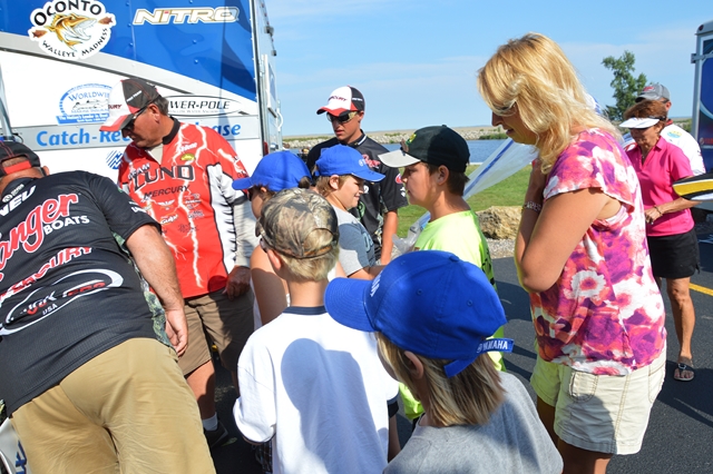 A7B6218D-BD8D-445A-ABF3-E11FE6CFF79C