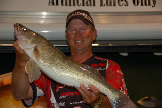 A7CC2128-041A-4EB3-A9D2-5AB88937AD9C