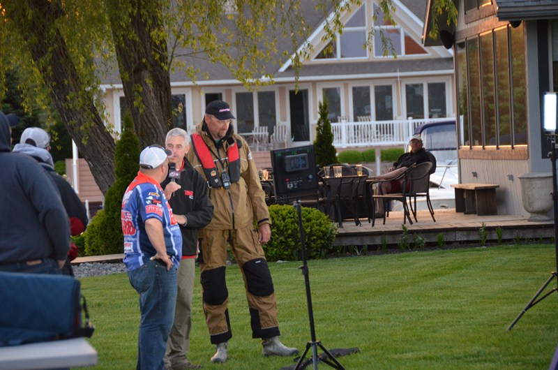 A7E88B72-92AA-478A-A765-3438C2A30834