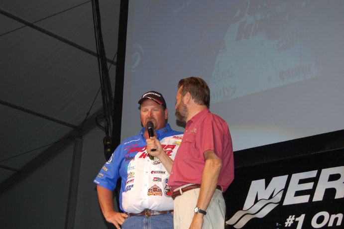 A8111898-0201-4144-8259-00D73082E3D2