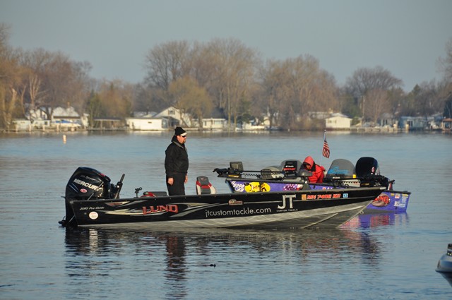 A8B0FC96-476C-45F7-B21C-F85AD72F778D