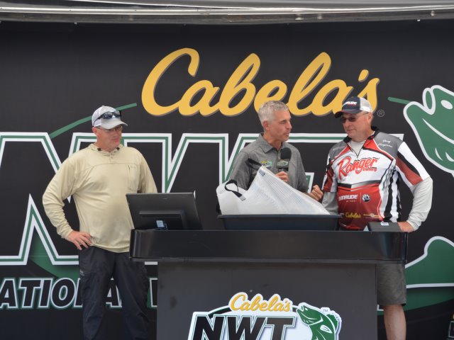 A8B3734F-DF6D-4FCA-BF98-F0D917D7D459