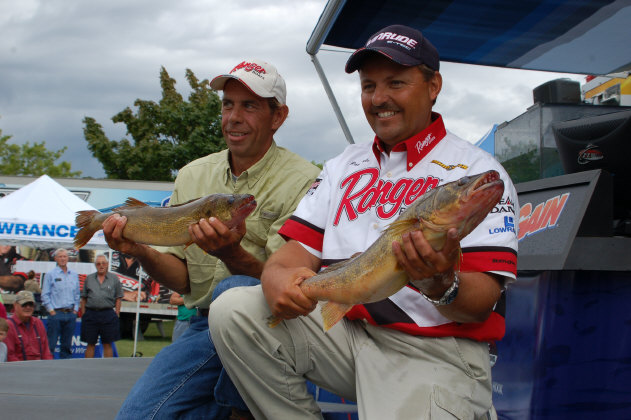 A8E2595B-19BF-4E6C-A56F-1CCB43C395C4