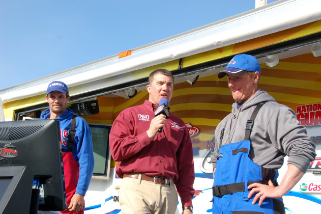 A90AB821-16C3-42D1-AC72-06F5EDAFE3F0