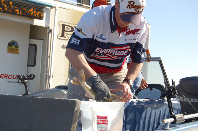 A9165CF0-772B-40E6-AF5C-BA9B8AC5CD38