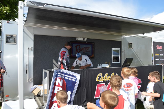 A9520EB7-8784-4B97-9E83-DB7B0D214BCC