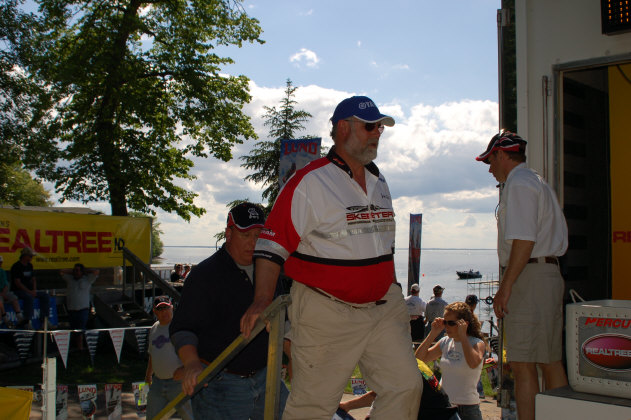 A953365C-6B37-4C67-AD6D-E20952179D4A