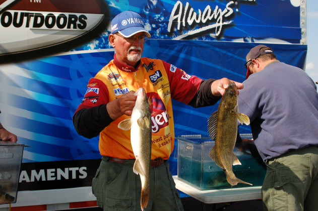 A9D1E1C0-3E78-4B82-B433-EFE5D8DE4E7E